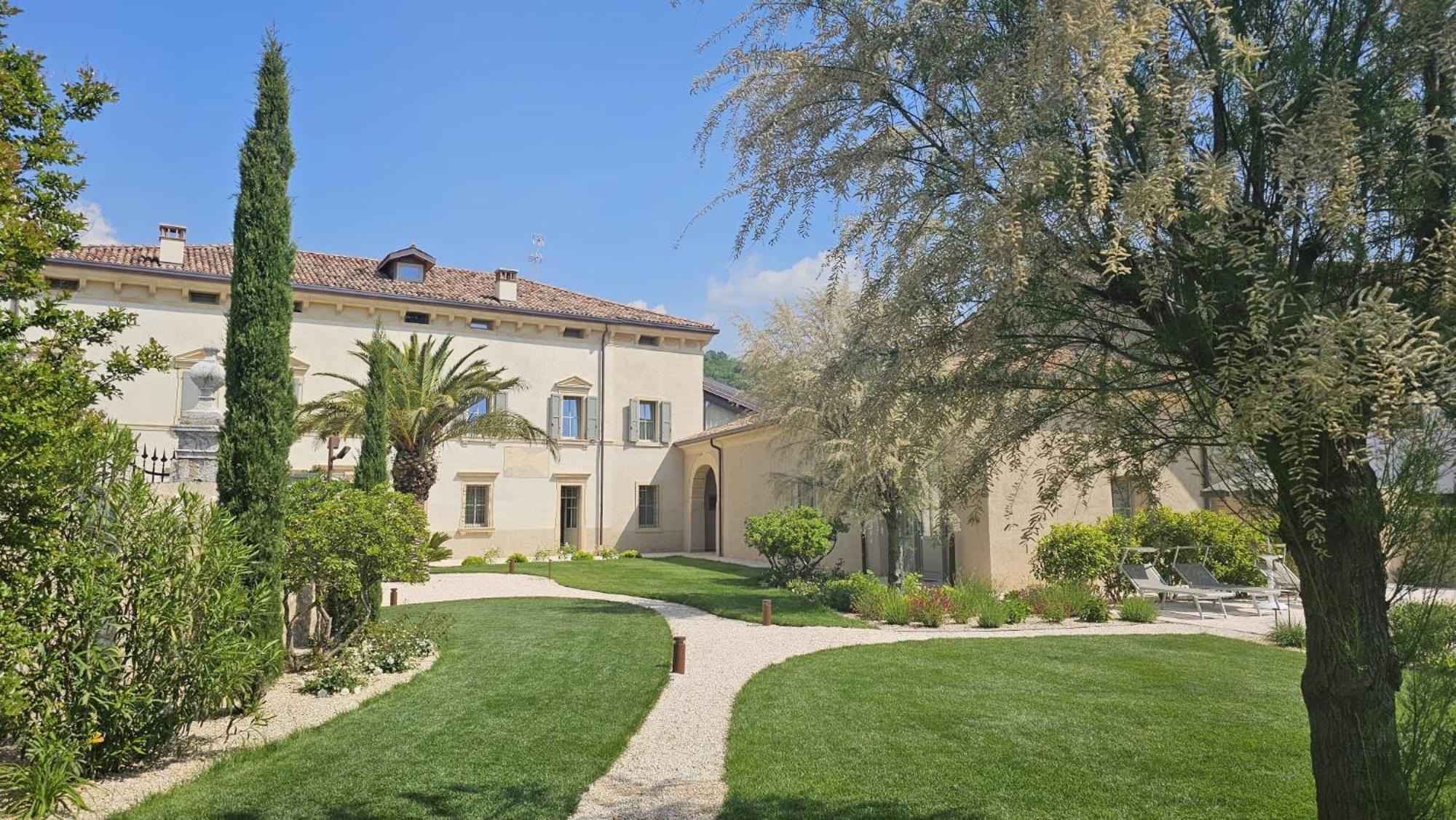 Villa Tosi - Luxury Apartments In Villa Veneta Tregnago المظهر الخارجي الصورة